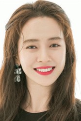 Song Ji-Hyo