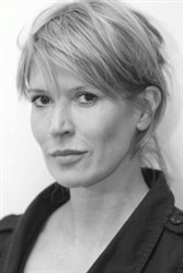 Julia Davis
