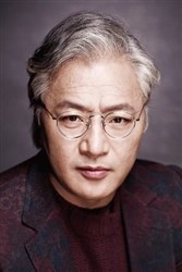 Kyeong-Yeong Lee