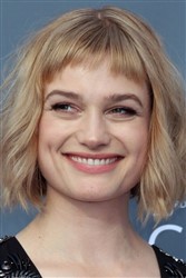 Alison Sudol