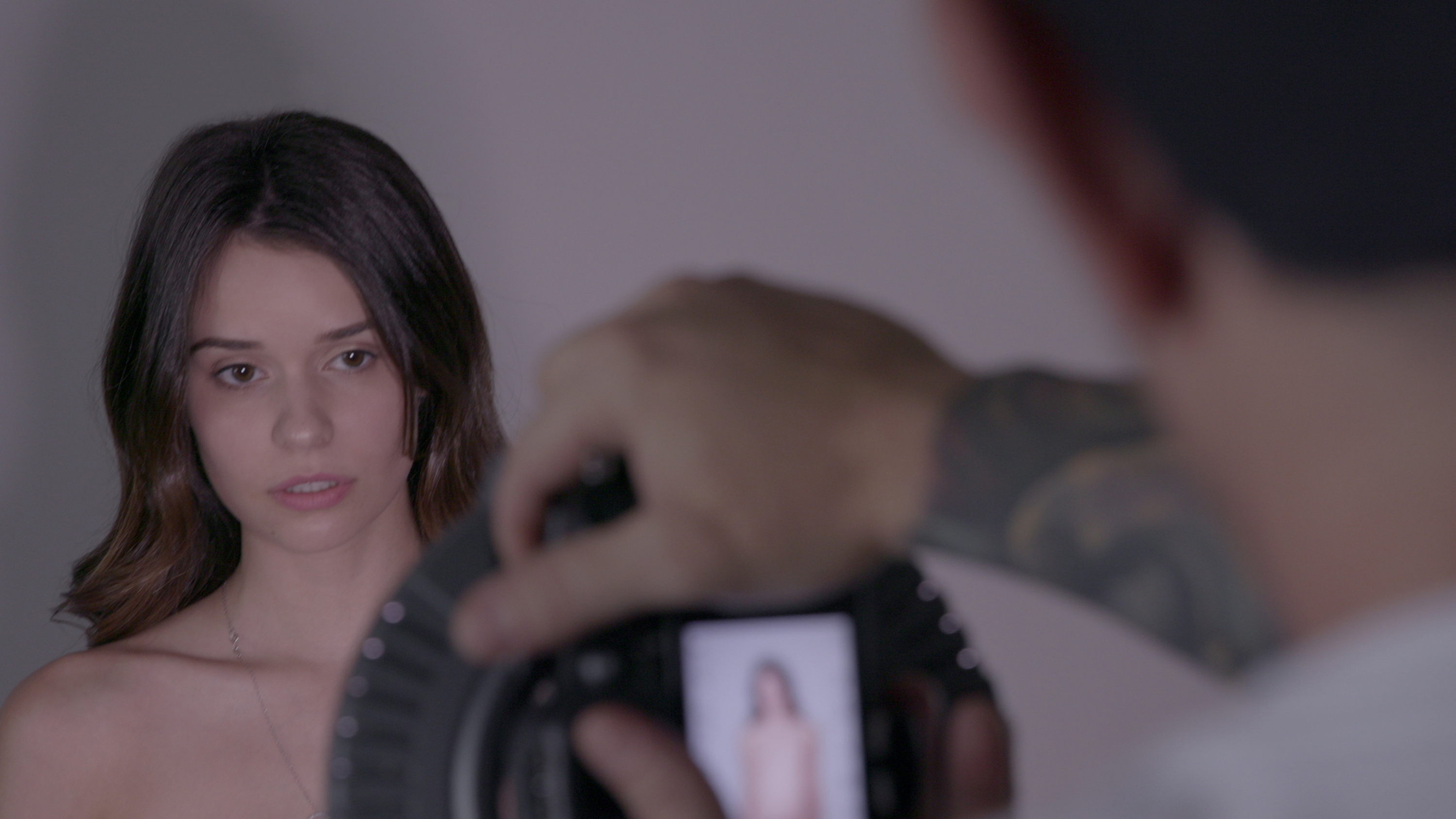 Xem Phim Cần tuyển chân dài, Hot Girls Wanted 2015 Xem Phim Cần tuyển chân dài, Hot Girls Wanted 2015