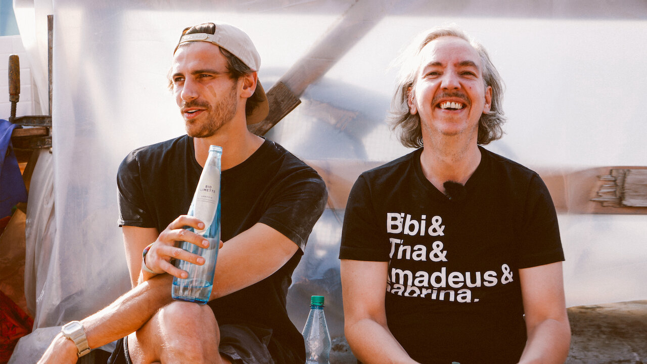 Xem Phim Nhà thuyền, The Houseboat 2021 Xem Phim Nhà thuyền, The Houseboat 2021