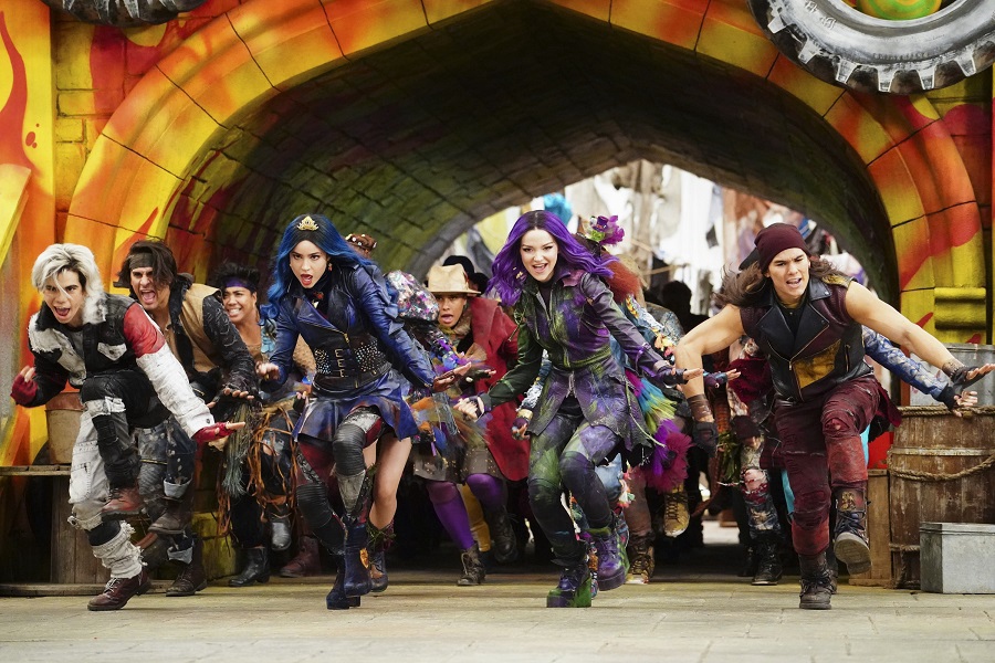 Xem Phim Hội Pháp Sư Tuổi Teen, Descendants 2015