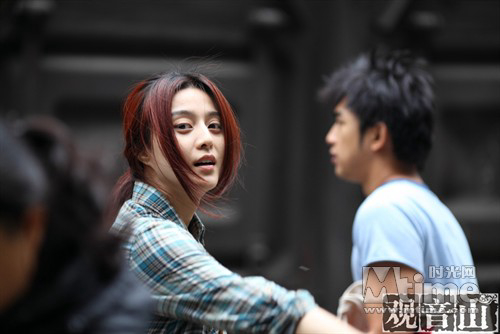 Xem Phim Cô gái về đêm, Nocturnal Girl 2019 Xem Phim Cô gái về đêm, Nocturnal Girl 2019