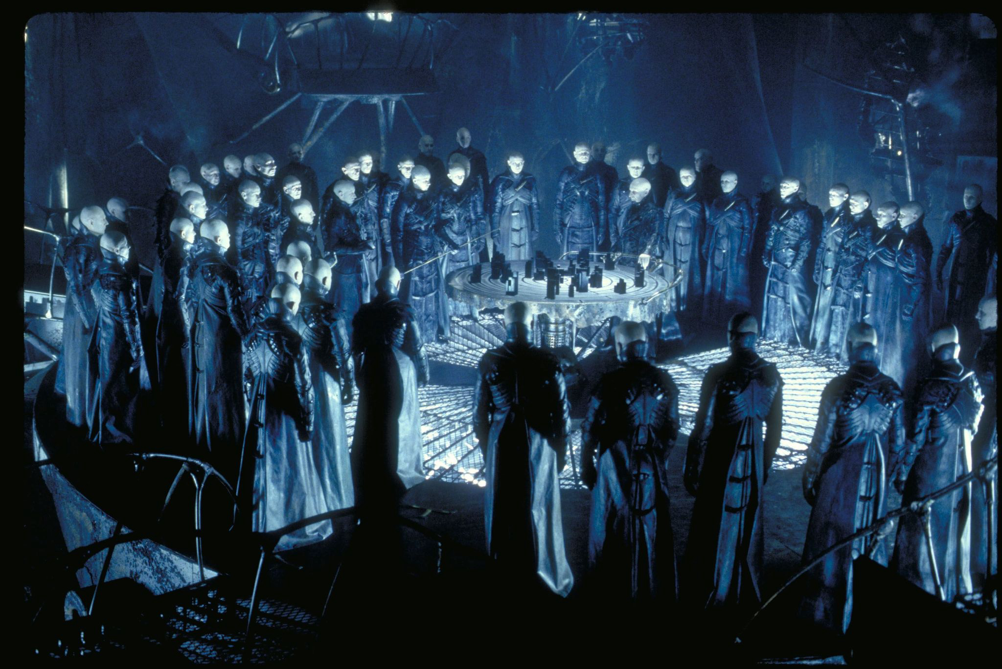 Xem Phim Thành Phố Bóng Đêm, Dark City 1998