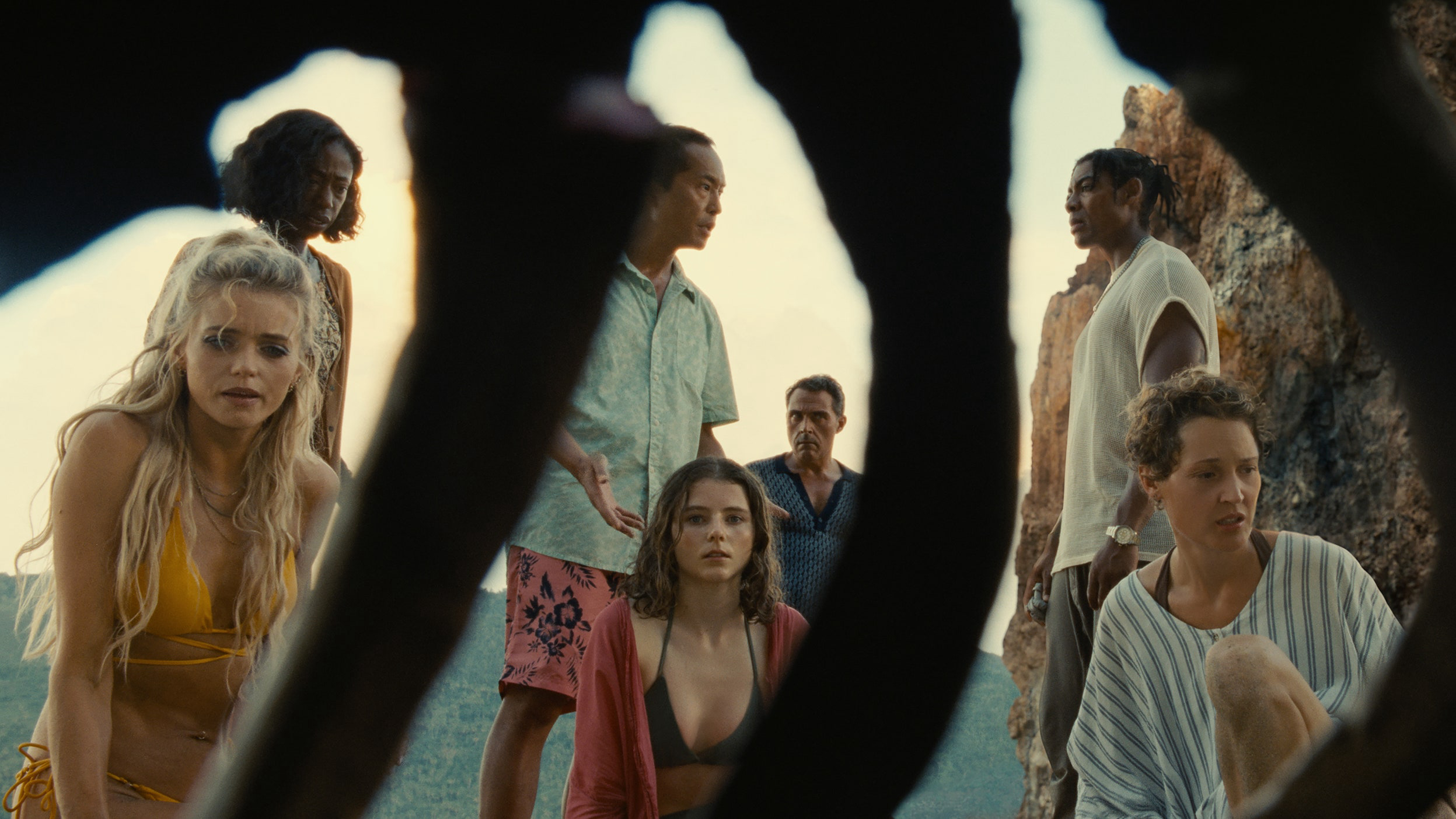 Xem Phim Già, Old 2021 Xem Phim Già, Old 2021