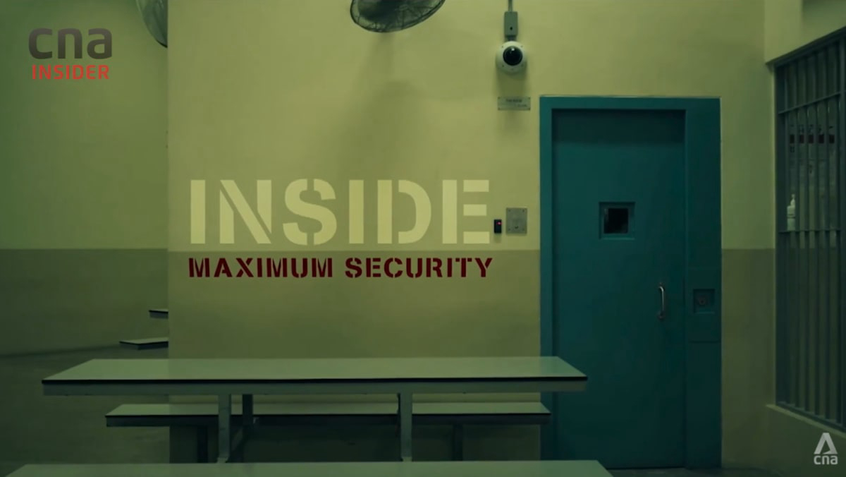 Inside Maximum Security / Inside Maximum Security (2021)