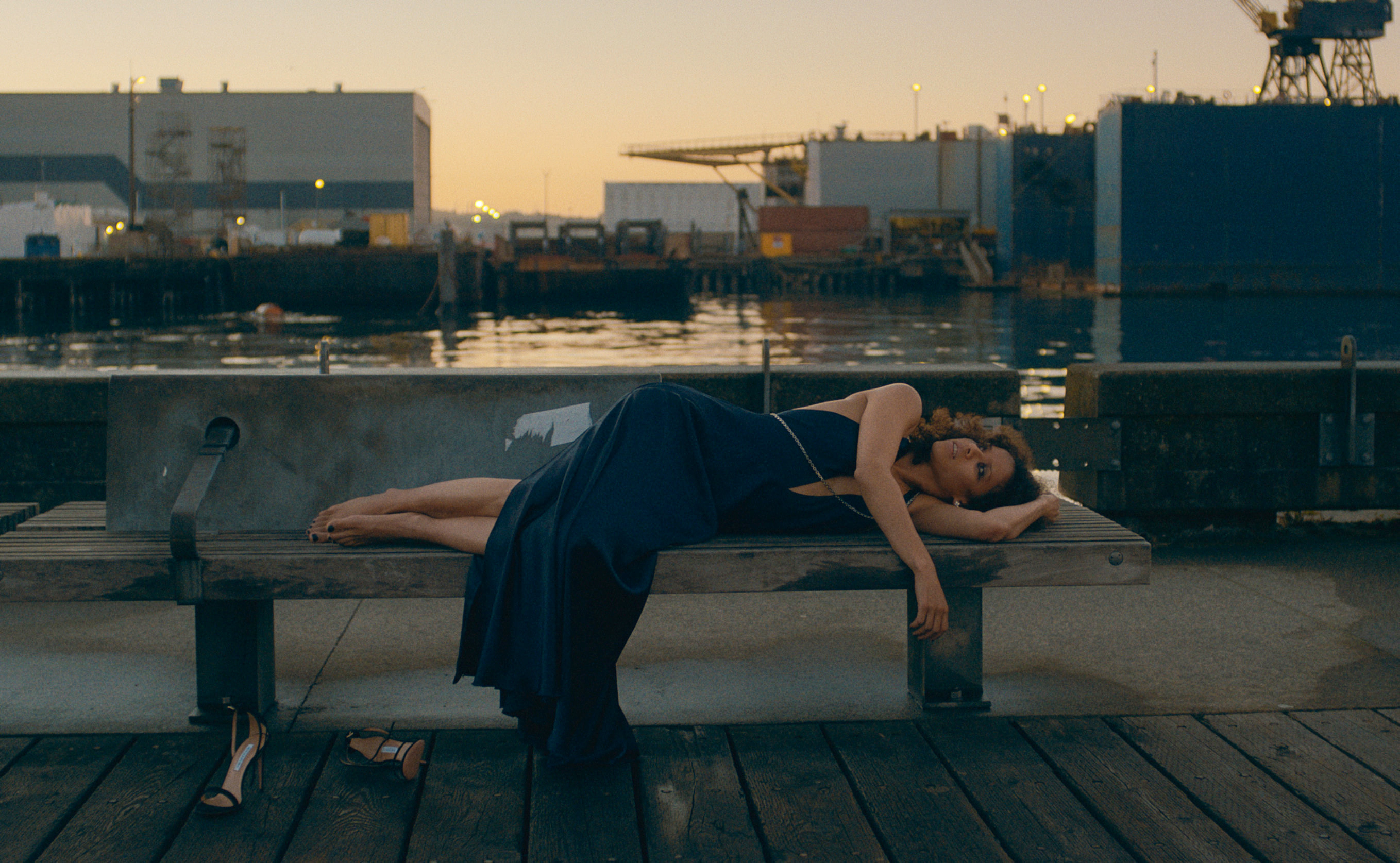 Xem Phim Surface, Surface 2022 Xem Phim Surface, Surface 2022