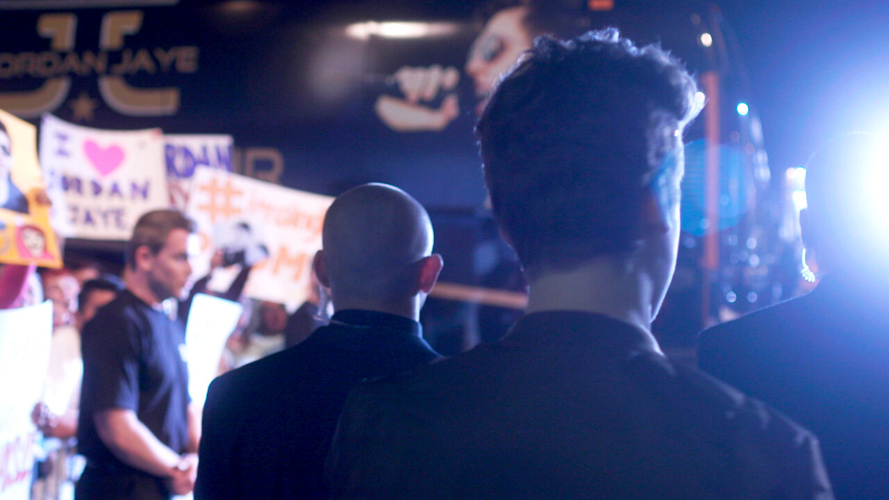 Xem Phim Be Somebody, Be Somebody 2016 Xem Phim Be Somebody, Be Somebody 2016