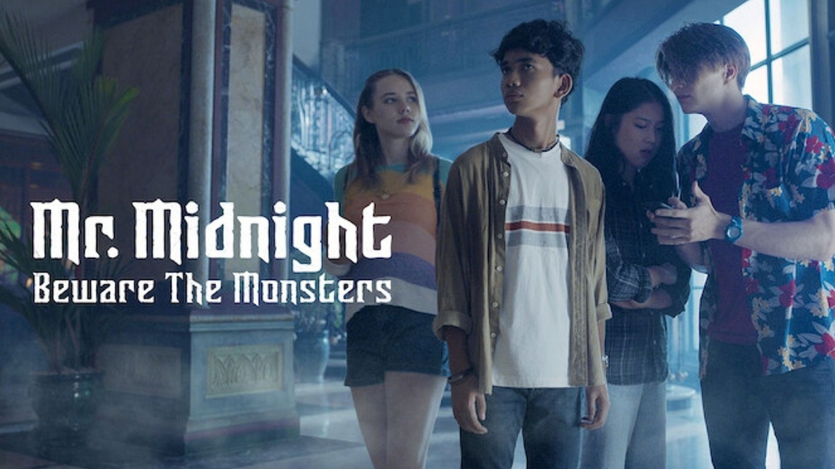 Xem Phim Kinh hoàng lúc nửa đêm: Coi chừng quái vật, Mr. Midnight: Beware The Monsters 2022