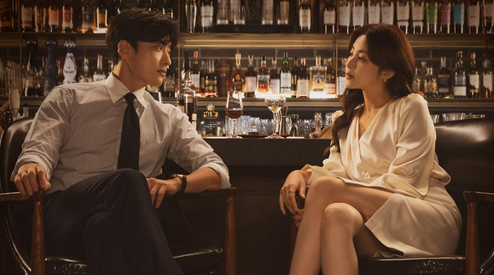 Xem Phim Trở Thành Người Xa Lạ, Strangers Again 2023 Xem Phim Trở Thành Người Xa Lạ, Strangers Again 2023