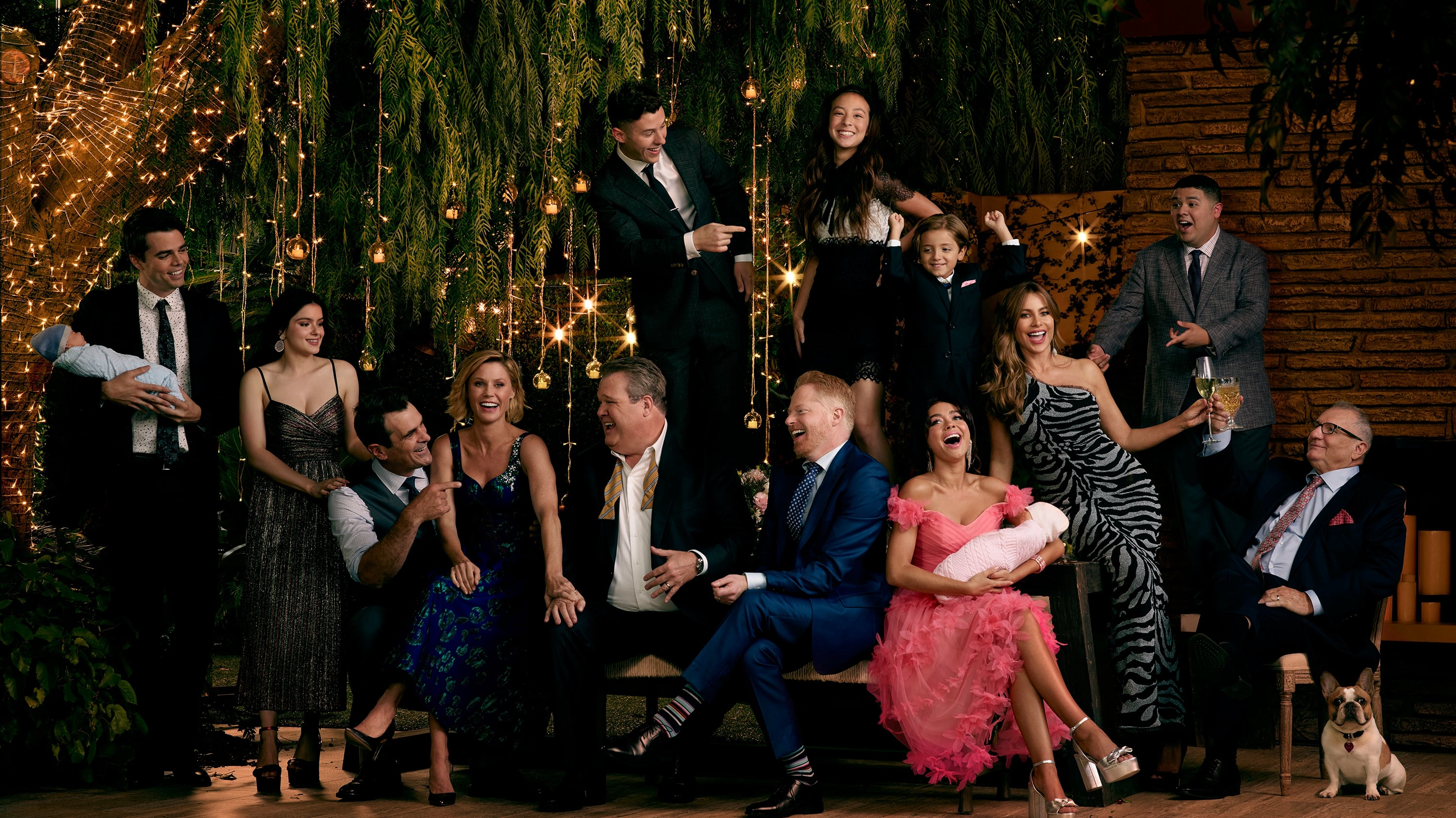 Xem Phim Gia Đình Hiện Đại (Phần 1), Modern Family (Season 1) 2009 Xem Phim Gia Đình Hiện Đại (Phần 1), Modern Family (Season 1) 2009