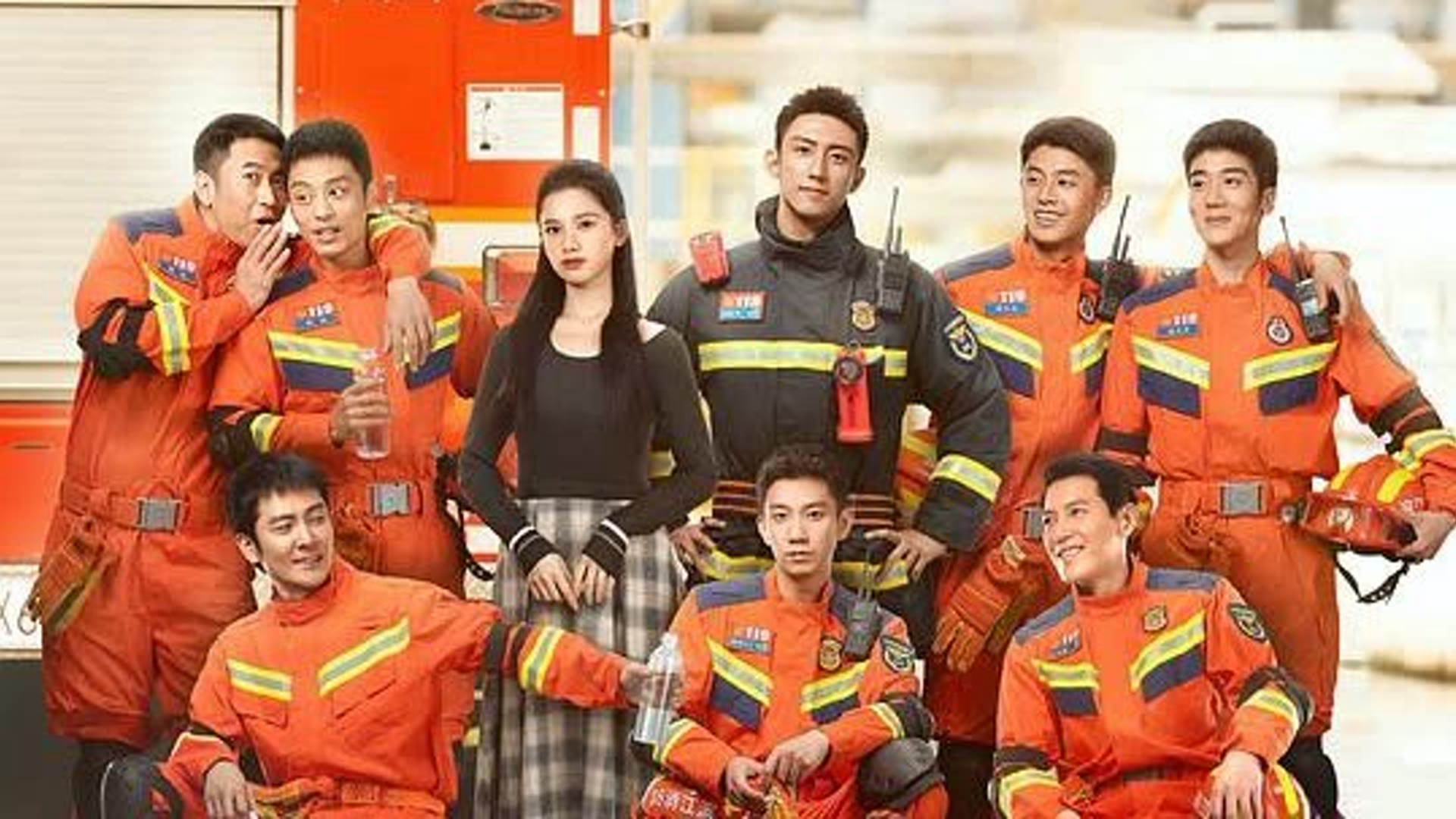 Xem Phim Anh Ấy Bước Ra Từ Ánh Lửa, Bright Eyes in the Dark 2023 Xem Phim Anh Ấy Bước Ra Từ Ánh Lửa, Bright Eyes in the Dark 2023