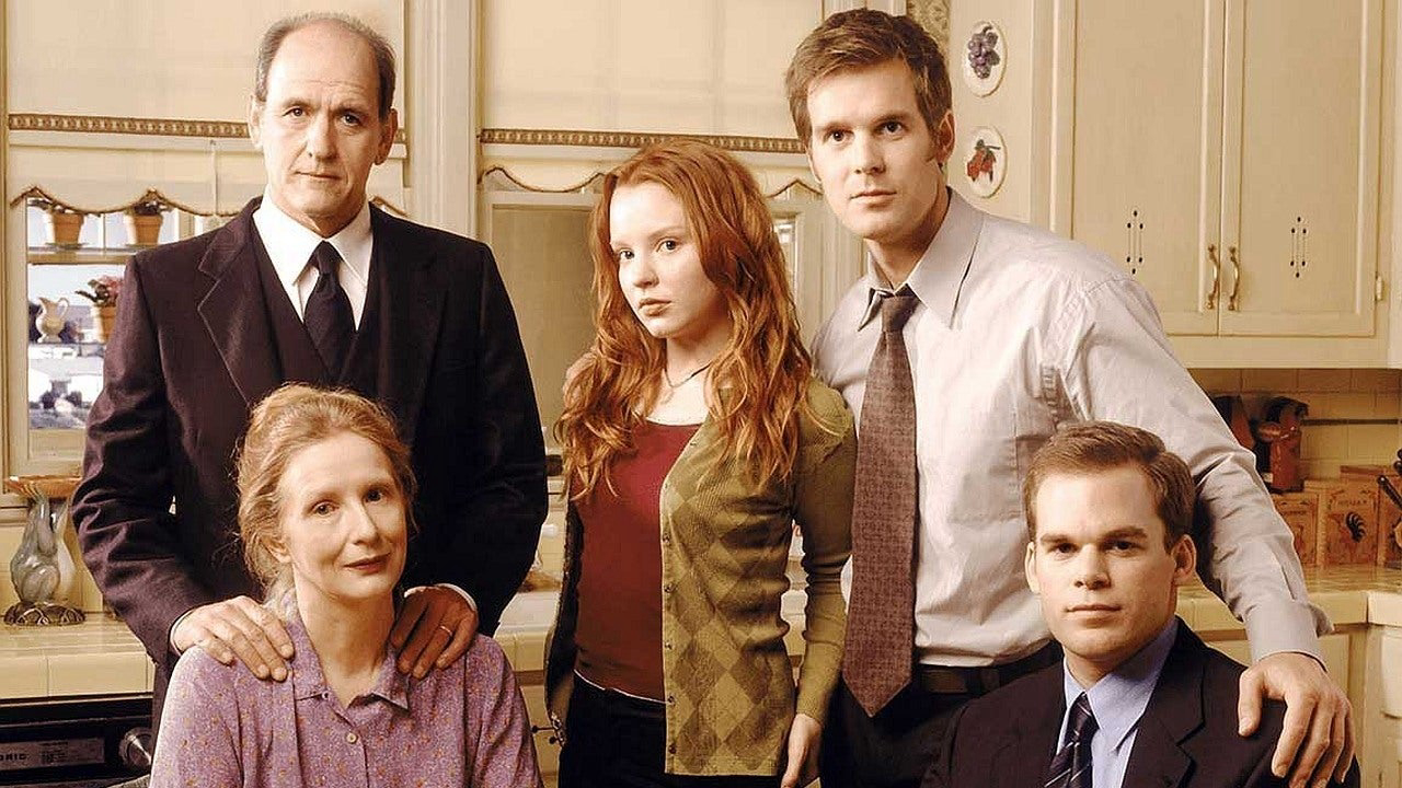 Xem Phim Dưới sáu tấc đất (Phần 1), Six Feet Under (Season 1) 2001 Xem Phim Dưới sáu tấc đất (Phần 1), Six Feet Under (Season 1) 2001