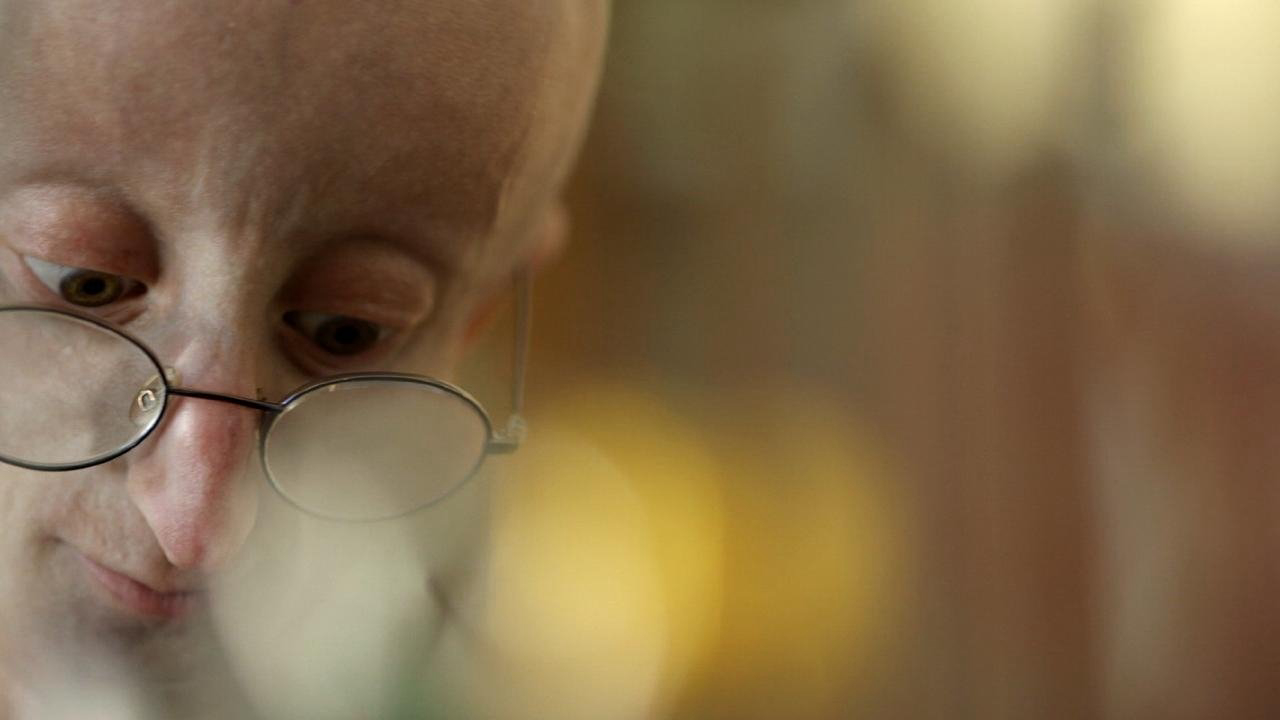 Life According to Sam / Life According to Sam (2013)