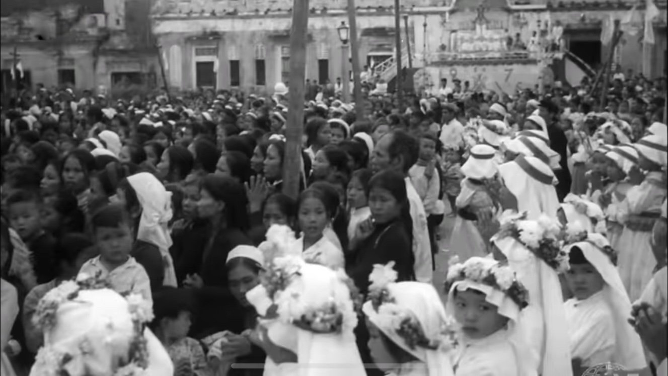 Xem Phim Ngày Lễ Thánh, The Holy Day 1976 Xem Phim Ngày Lễ Thánh, The Holy Day 1976