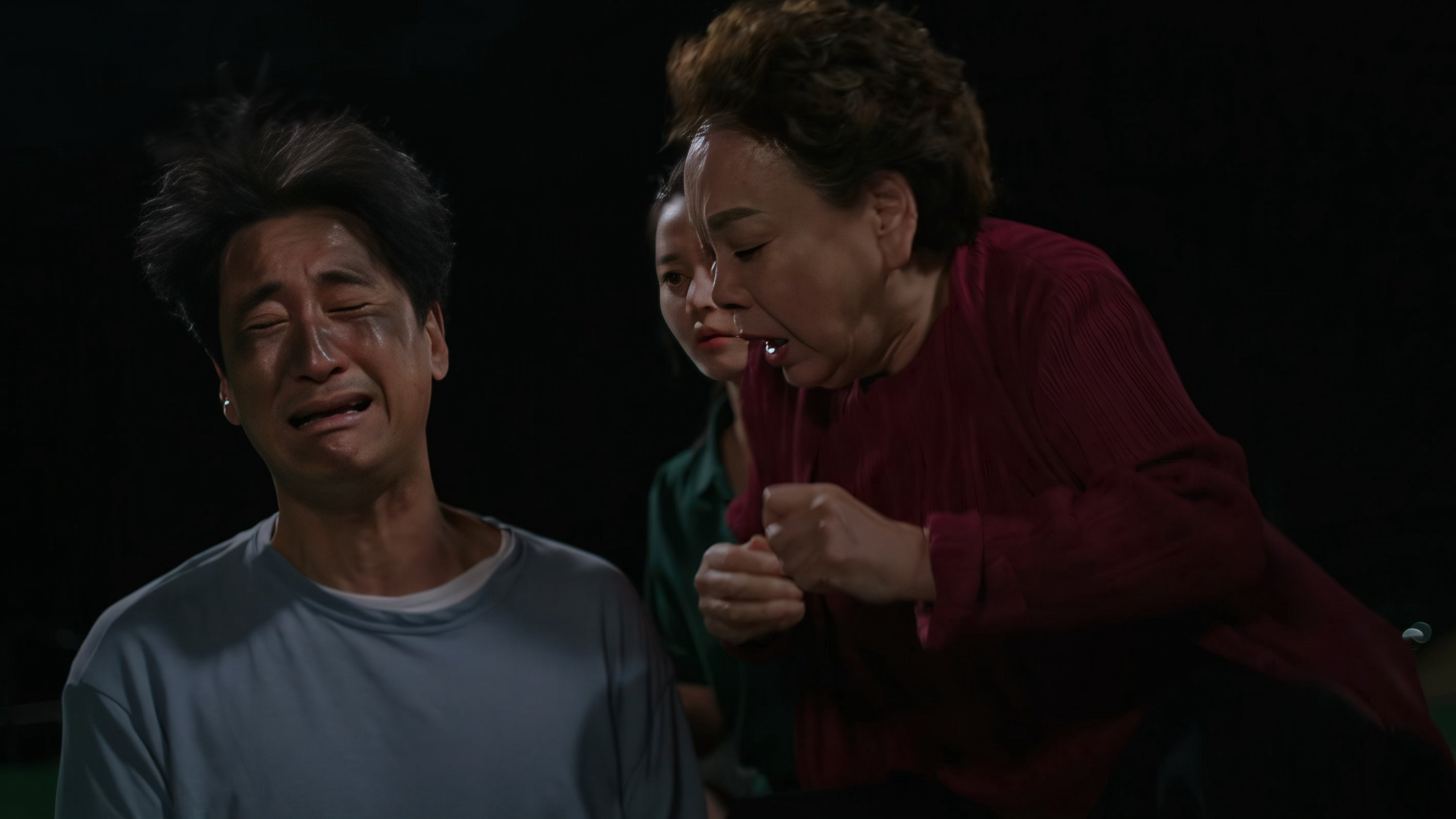 Xem Phim Cảnh Sát Siêu Năng, Thunderstruck Cop 2025 Xem Phim Cảnh Sát Siêu Năng, Thunderstruck Cop 2025