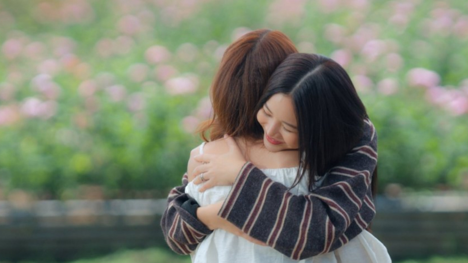 Xem Phim Se Duyên Địa Đại, The Earth 2026 Xem Phim Se Duyên Địa Đại, The Earth 2026