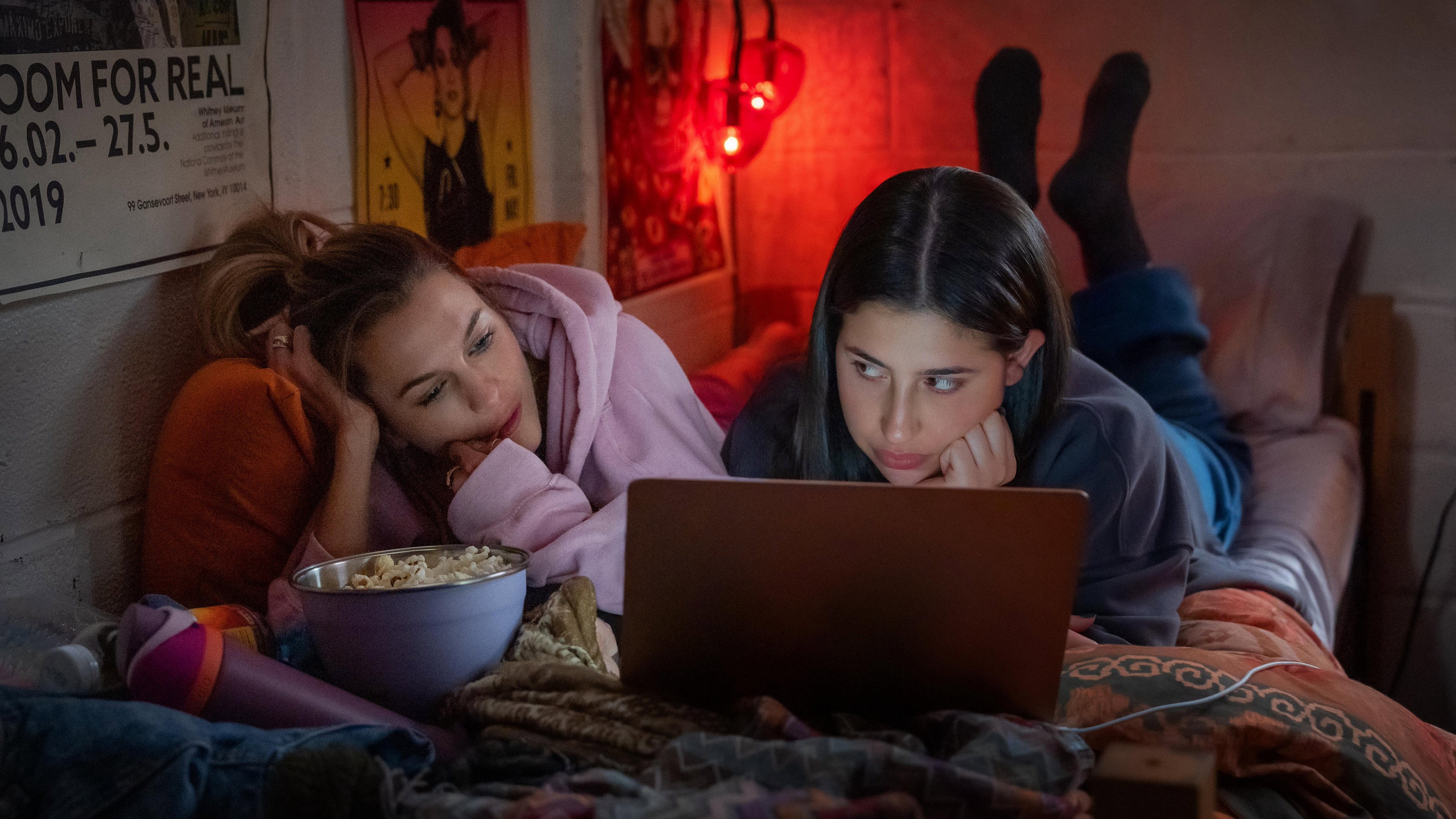 Roommates / Roommates (2026)