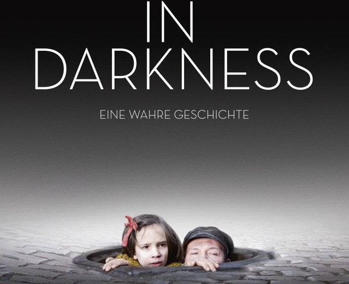 Xem Phim Trốn Trong Lòng Địch, In Darkness 2011